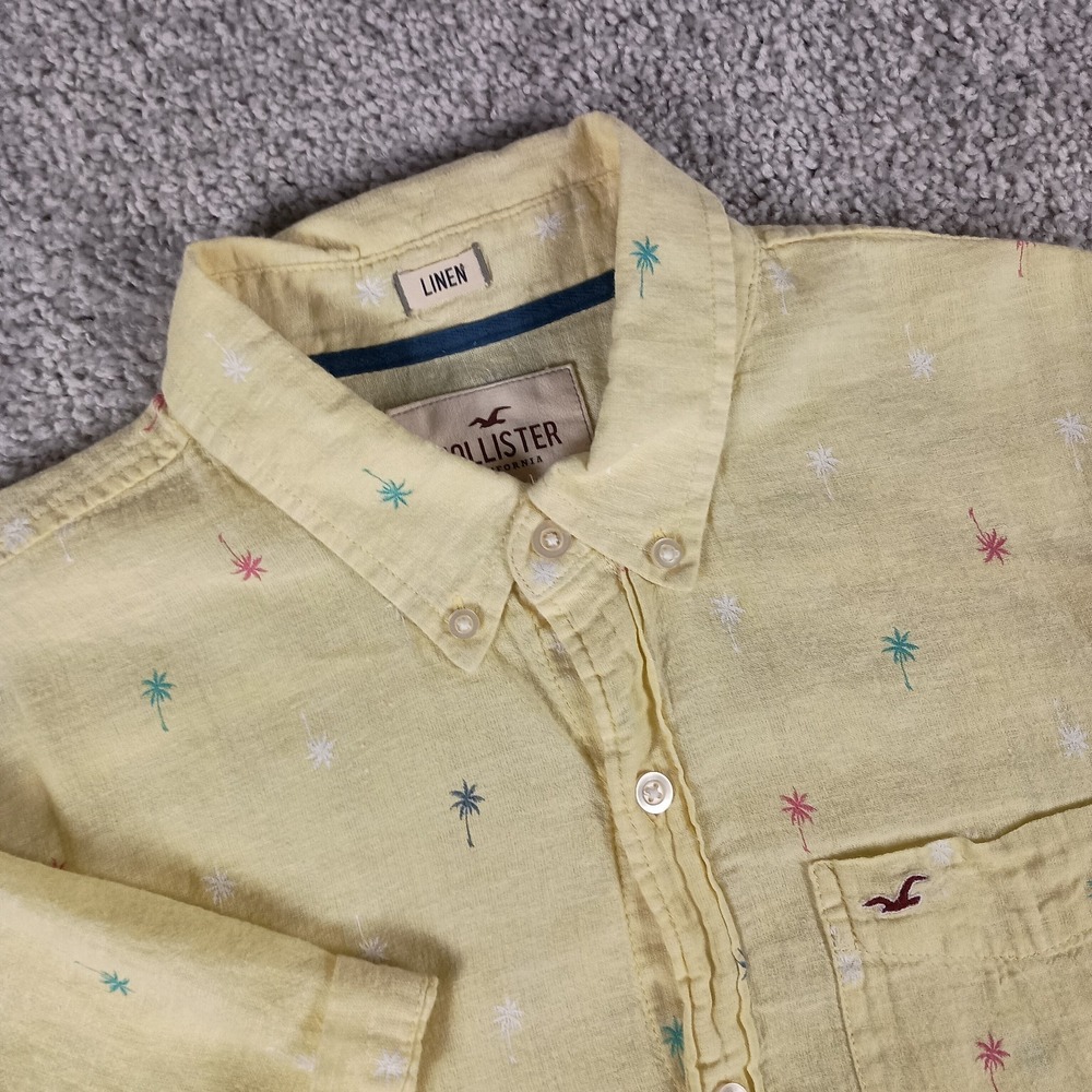 Hollister Large Yellow Linen Colorful Palm Trees Mens Button Down Shirt